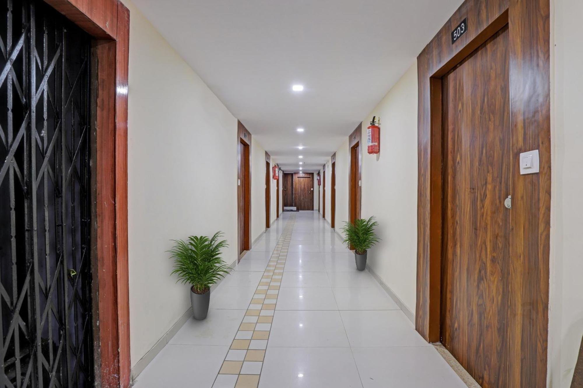 Hotel O Neelkamal Αχμπανταμπάντ Εξωτερικό φωτογραφία